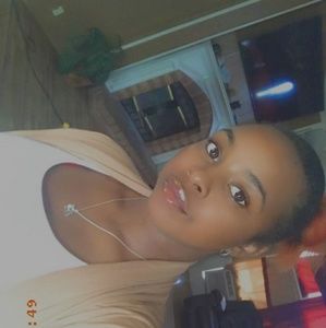 Meet your Posher, Katrina